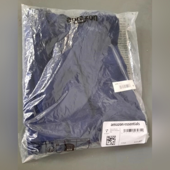 Long sleeve crewneck t-shirt - size XS BNWT - Picture 2 of 2